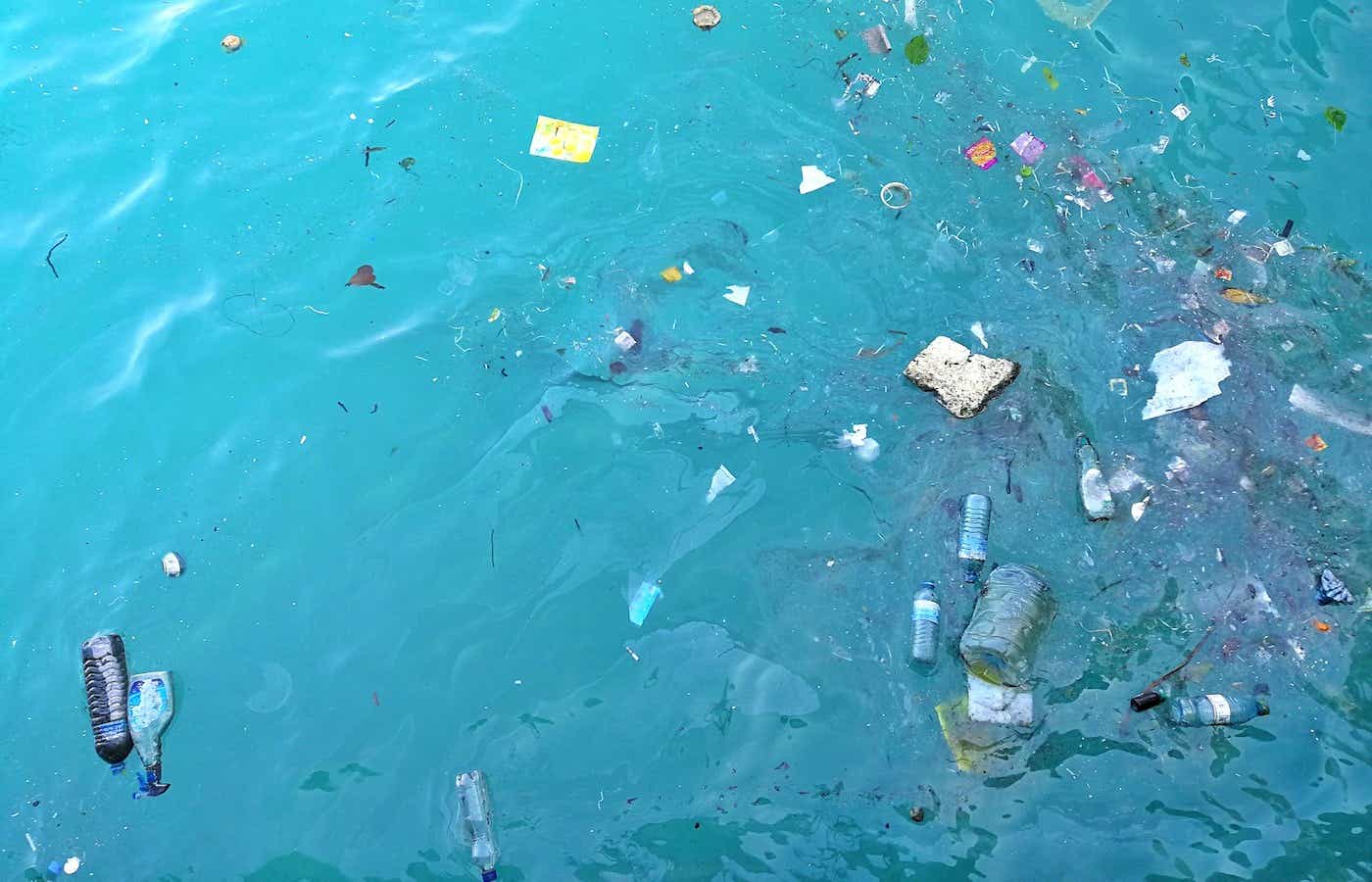 trash in the ocean