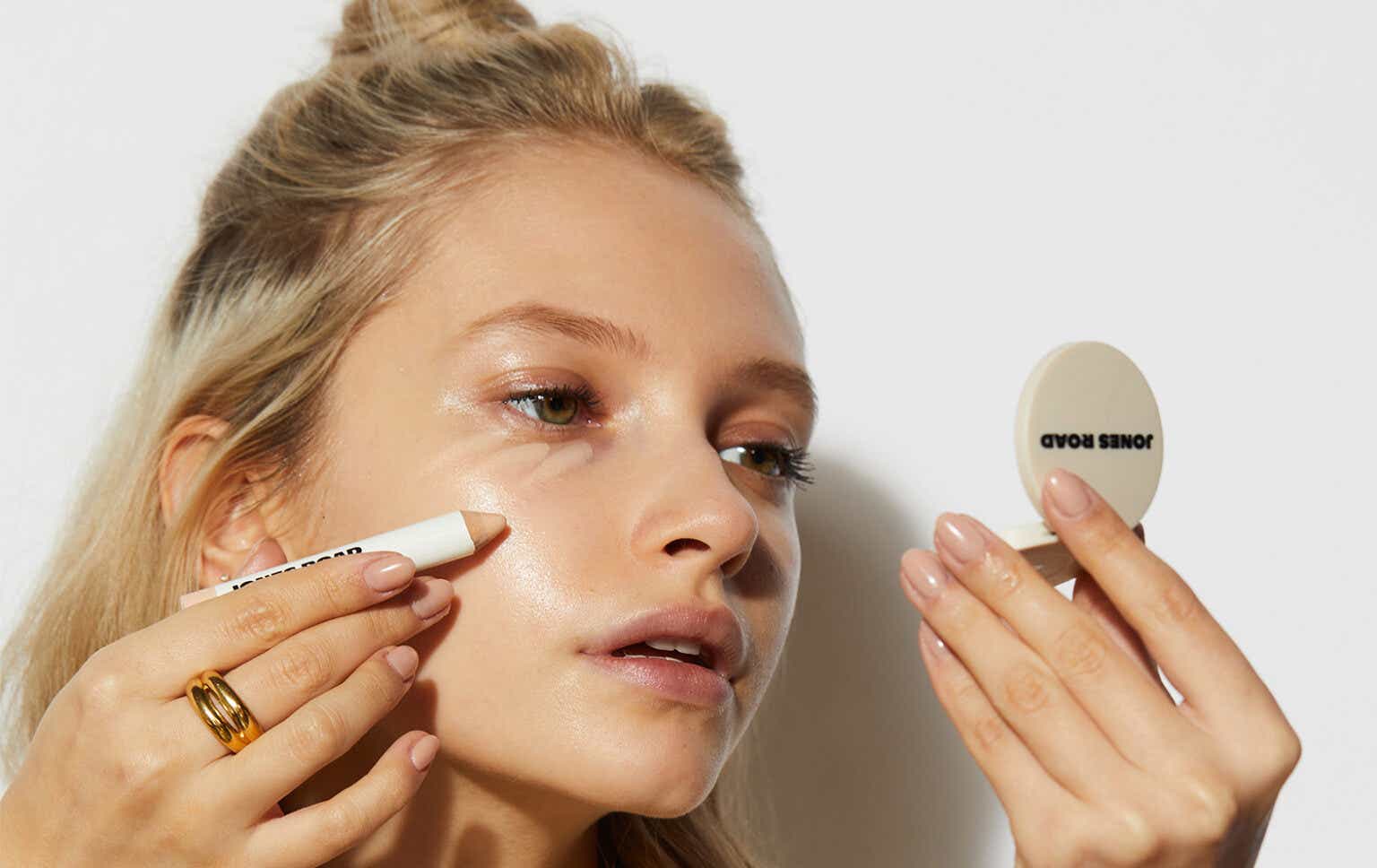 How to Do Eye Makeup Bobbi Brown's Eyebrow & Eye Makeup Tips