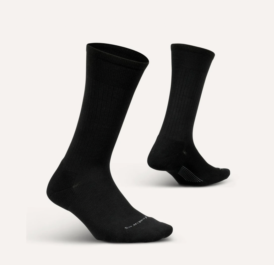 Feetures Men’s Classic Rib Cushion Crew Socks