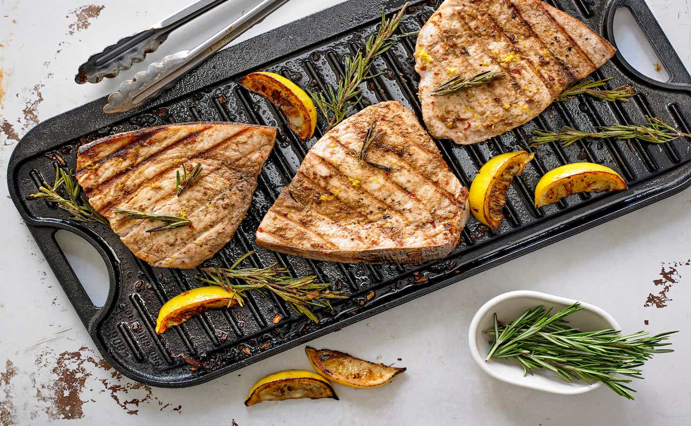 Grilled,Marinated,Swordfish,Steaks,With,Lemon,And,Rosemary