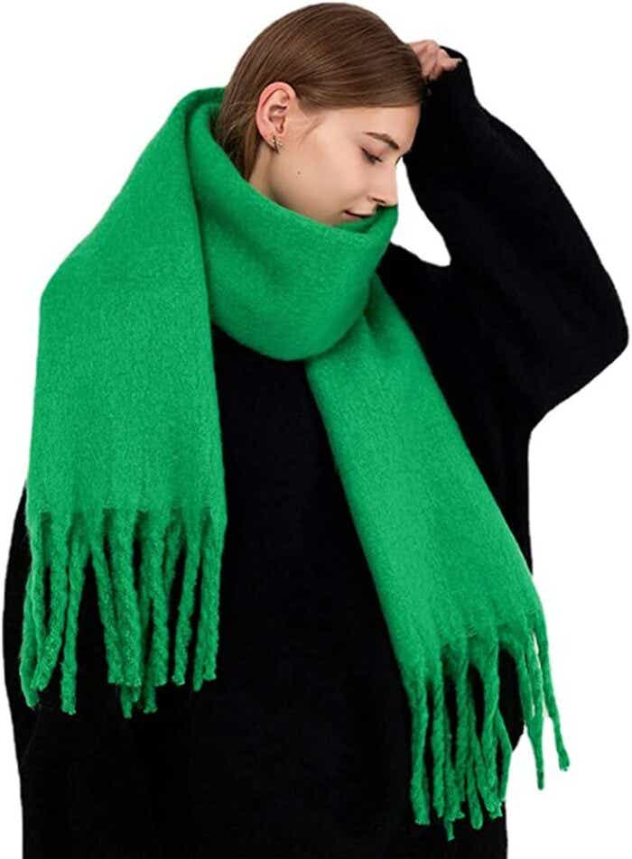 chunky green scarf