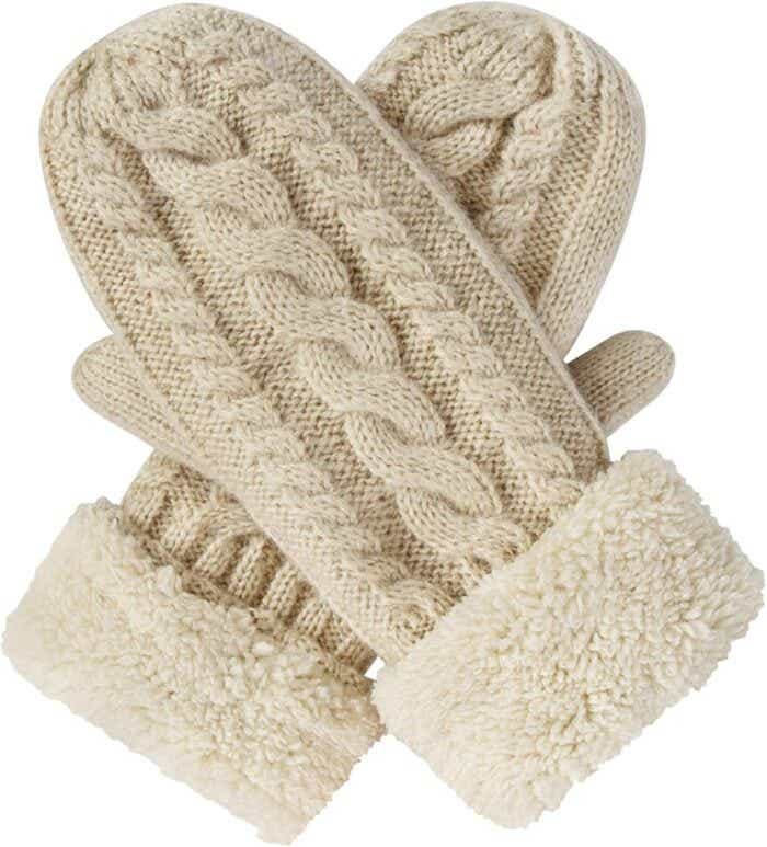 mittens cableknit ivory
