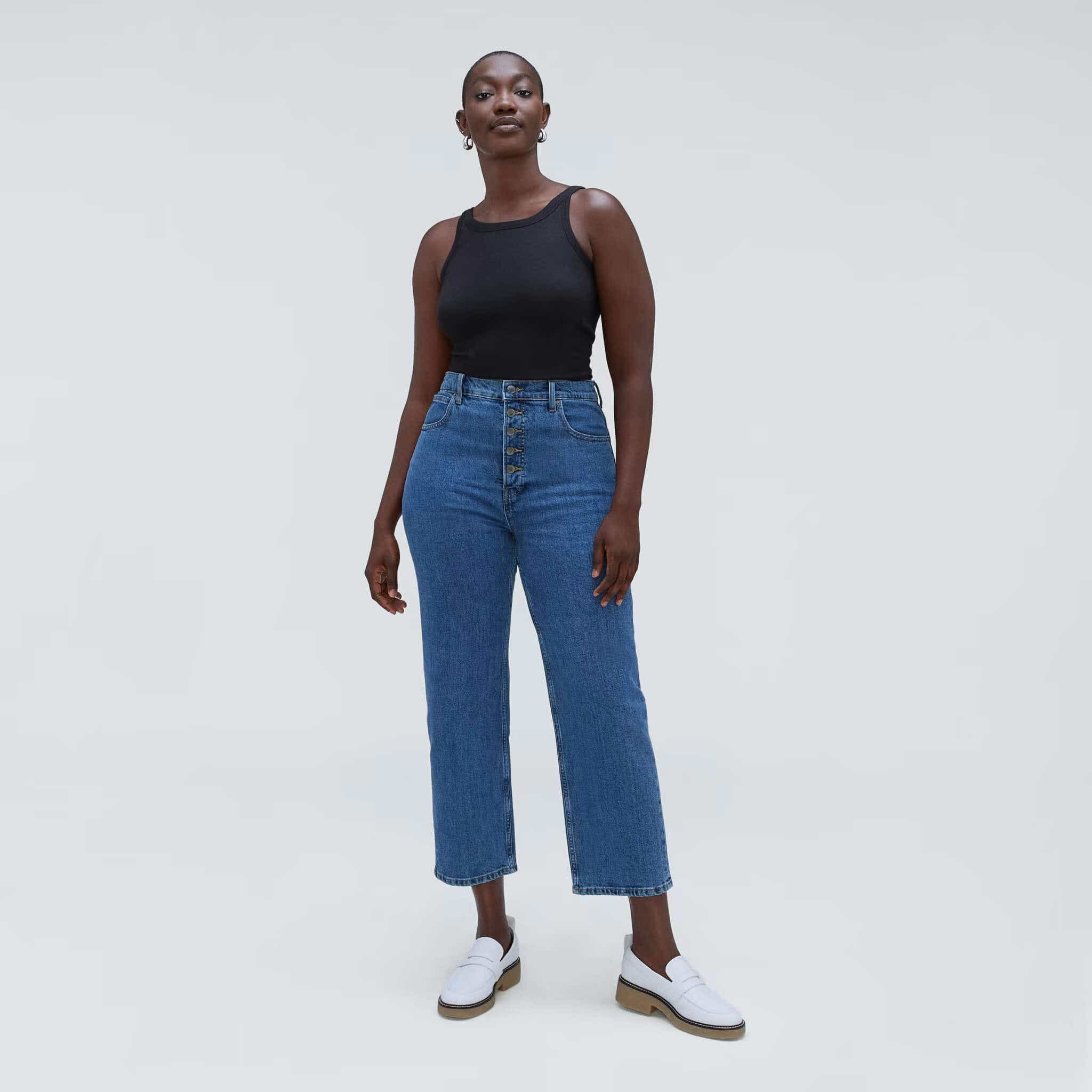 Looking for advice on how to style baggier mom jeans for the fall with tall  boots. I'm at a complete loss! : r/PetiteFashionAdvice