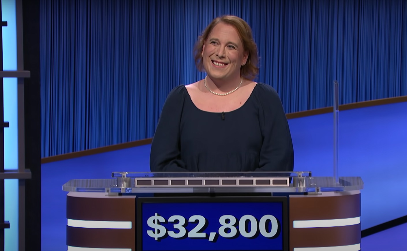 Jeopardy contestant Amy Schneider