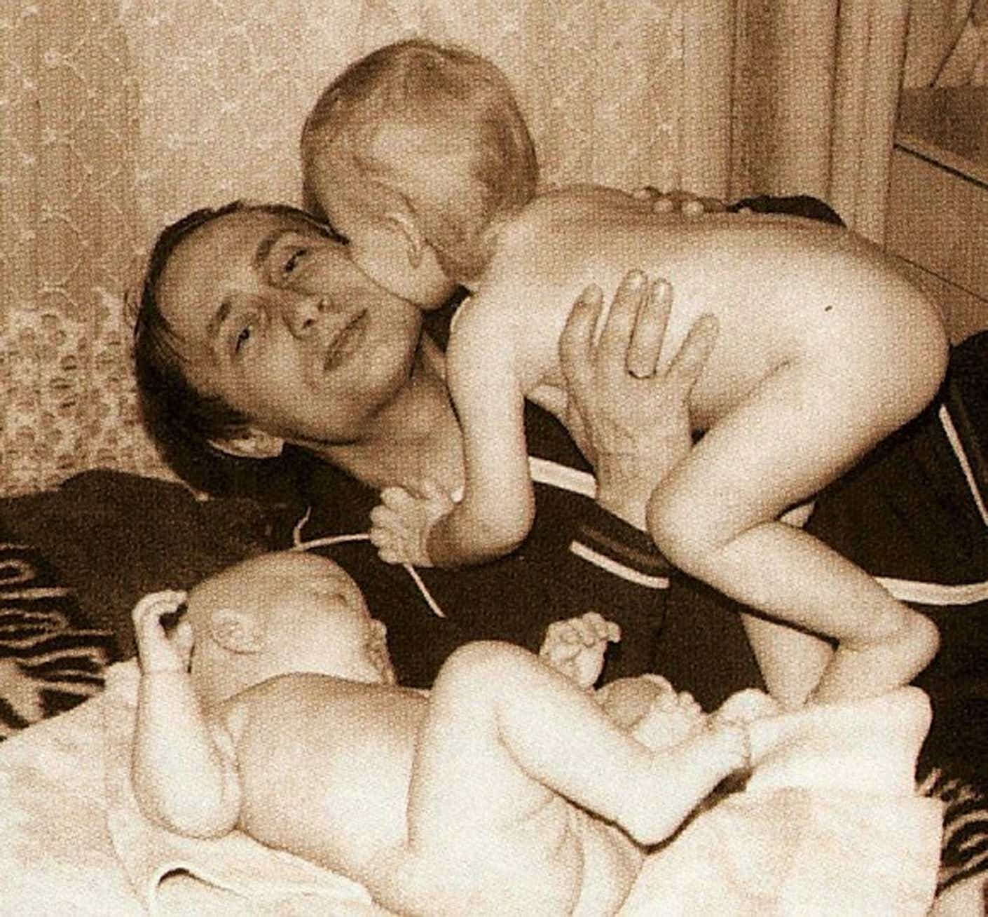 Putin and his young daughters