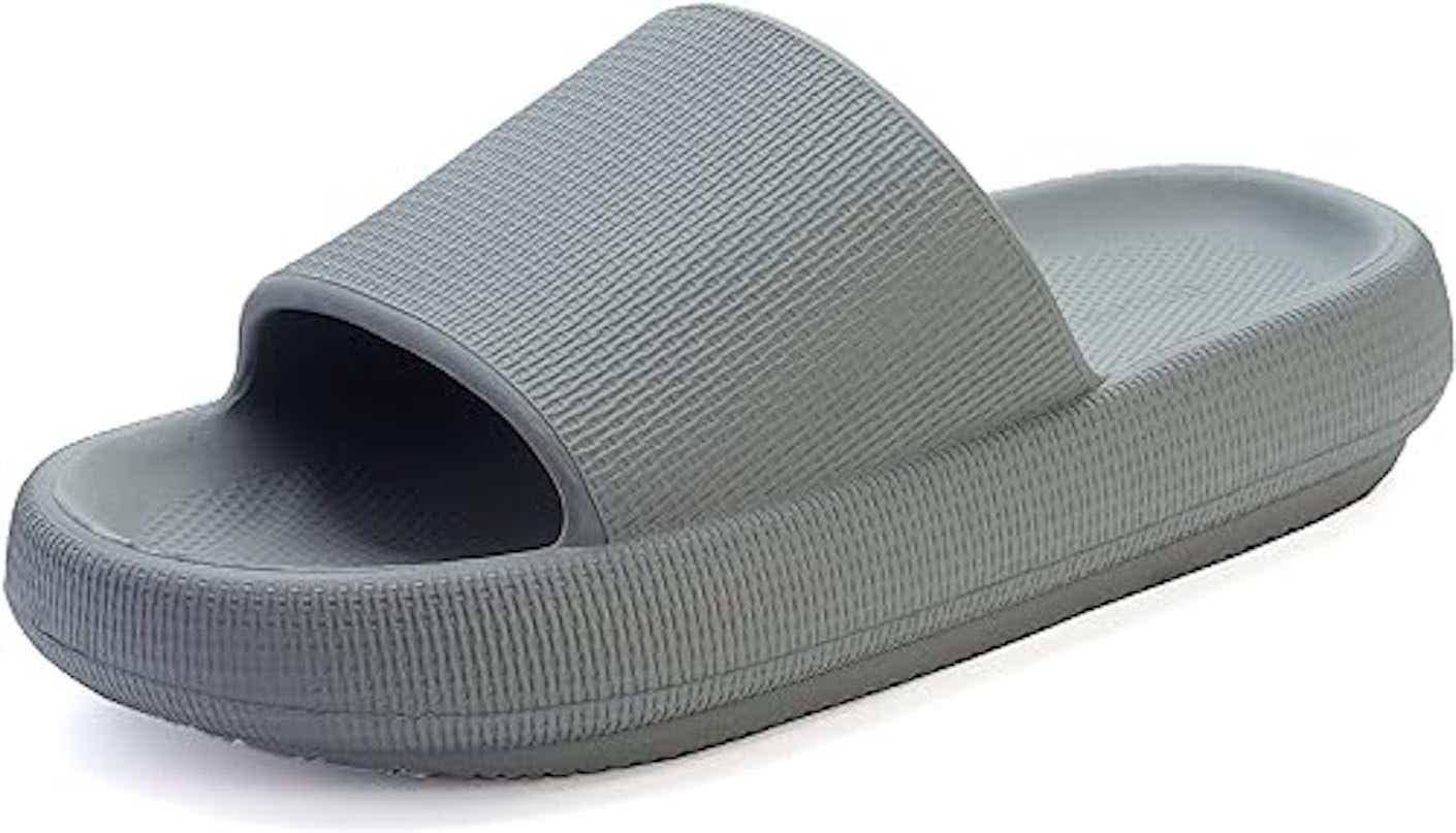 A single gray slide sandal.