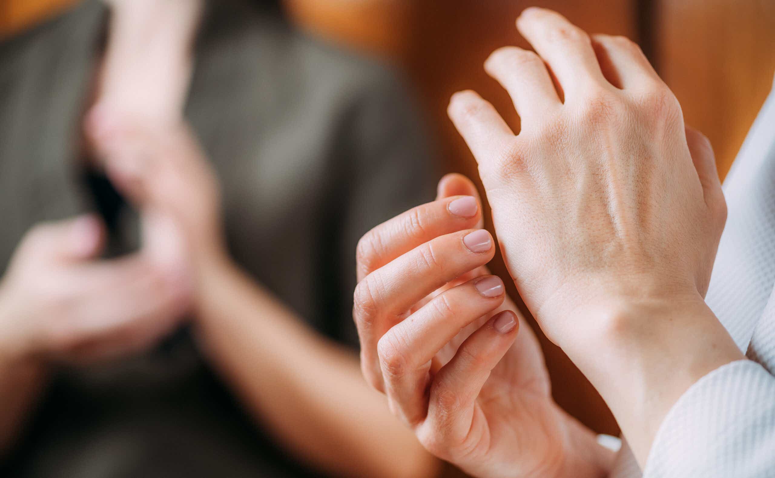 What Is EFT Tapping Therapy Does EFT Therapy Work 