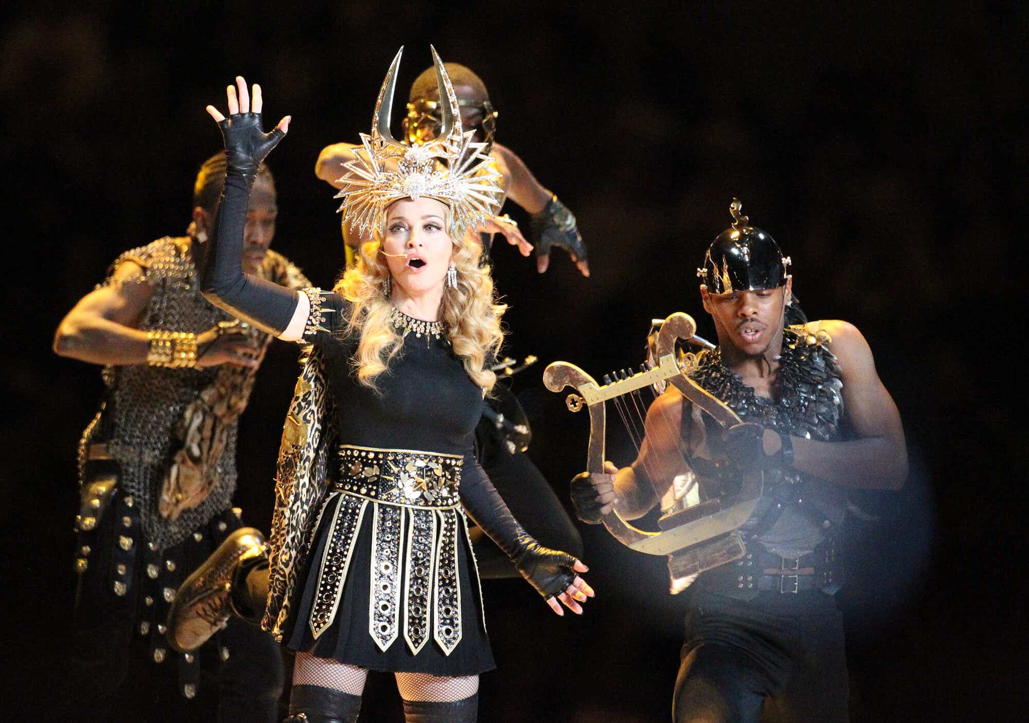 Lady Gaga's Super Bowl Halftime Show Review: More Mediocre Than Monster –  Deadline