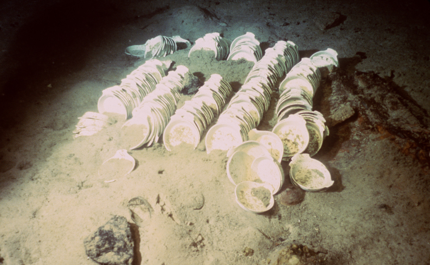 Sets of unbroken breakfast dishes were found on the ocean floor near the wreck site of Titanic. (Getty Images)