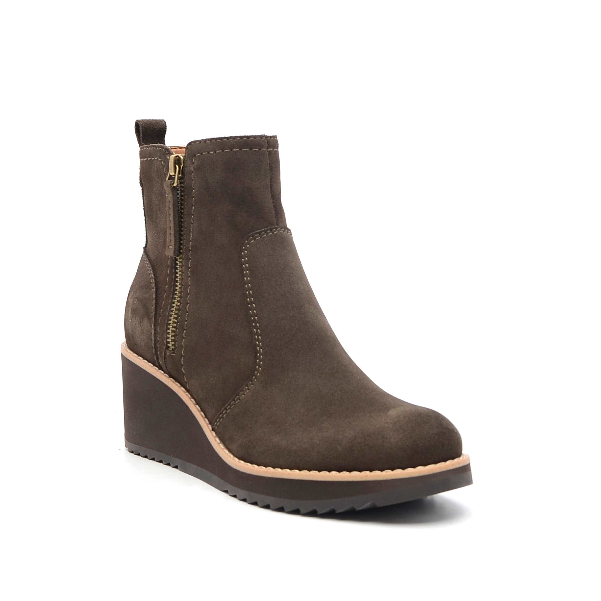 earth Cinto Wedge Bootie