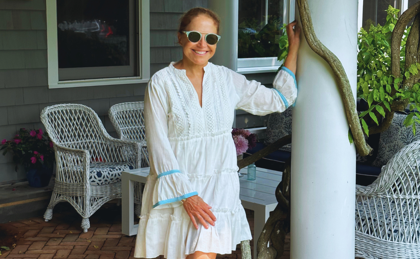 katie couric on her porch