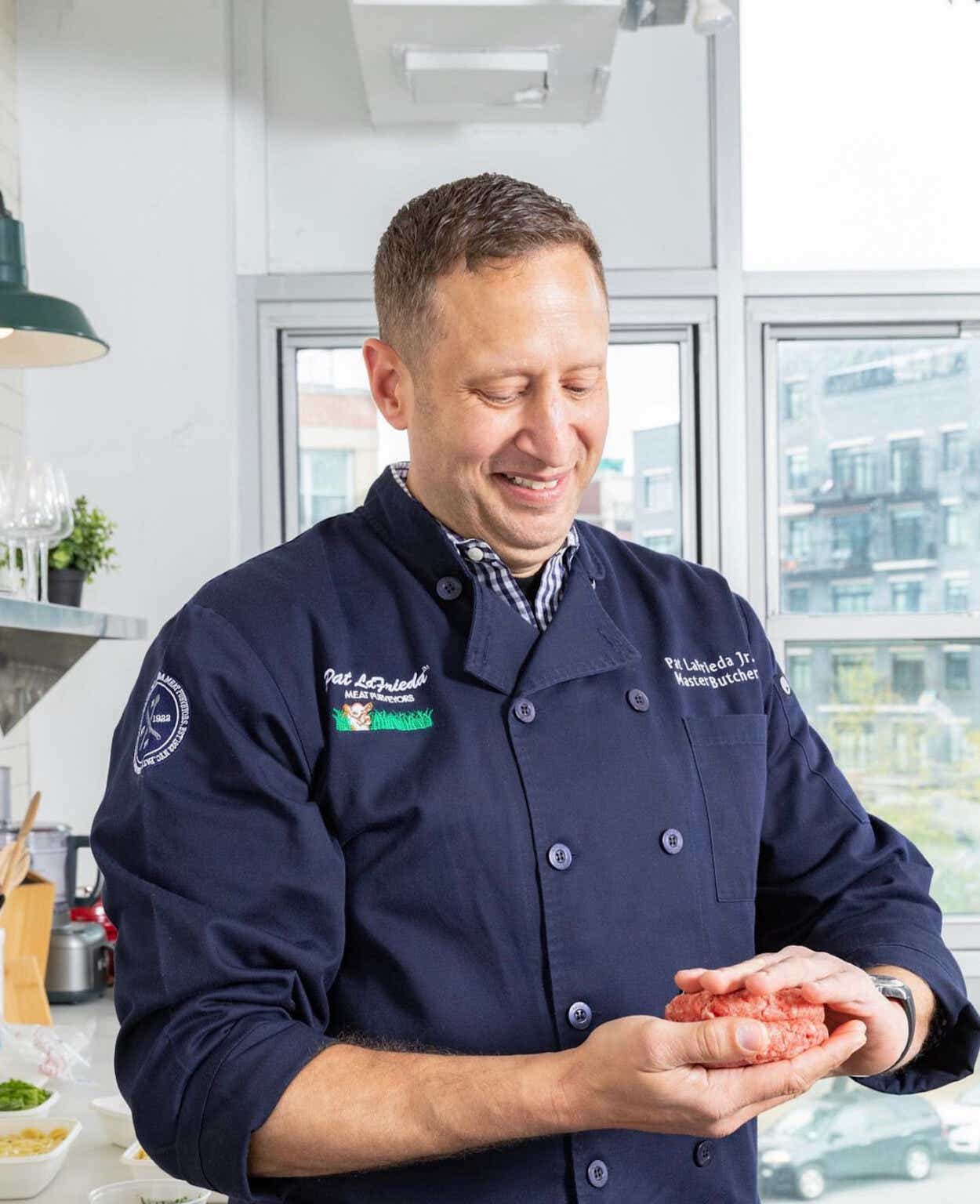 How to Make the Best Burger Temperature, Cook Time, & Seasoning