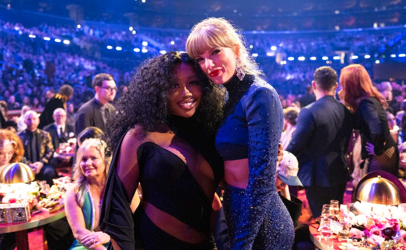 sza and taylor swift at the grammys