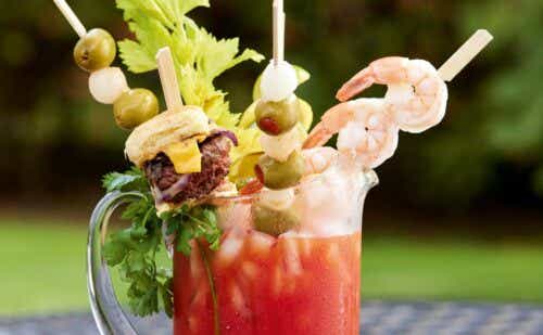 A bloody mary with garnishes.