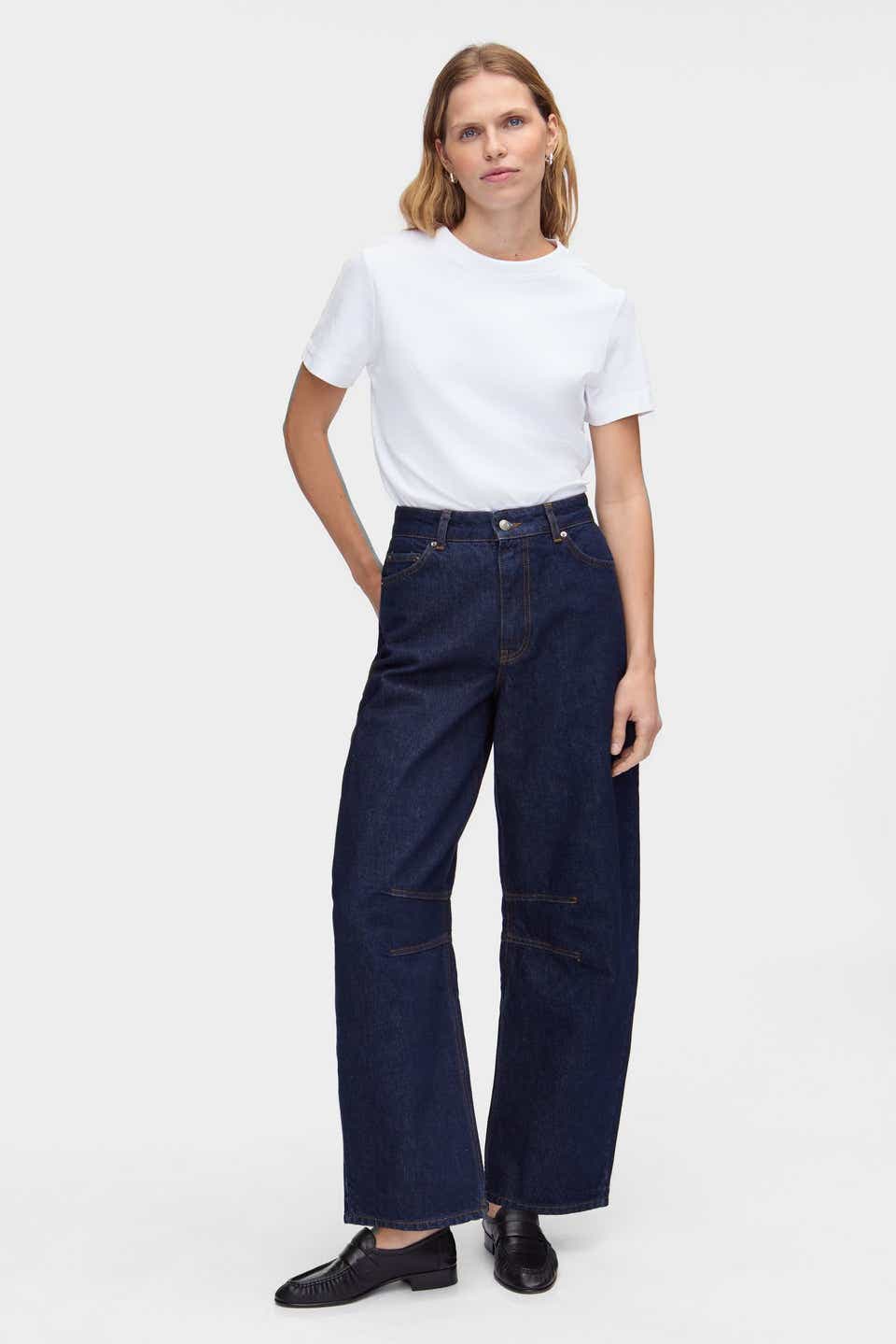 Aligne Barrel Jeans on model
