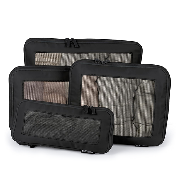 black packing cubes