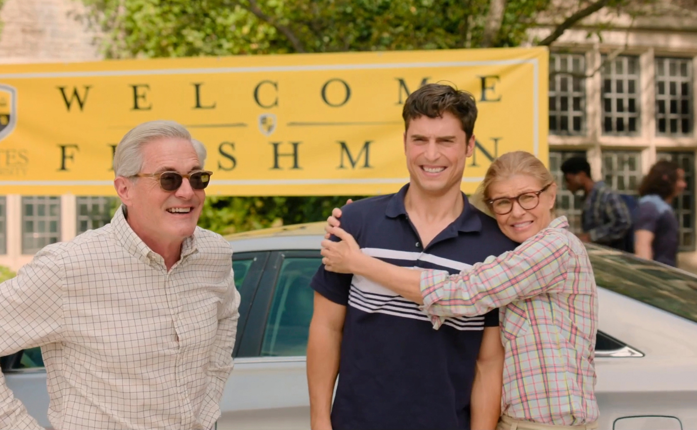 Kyle MacLachlan, Benny (Benito Skinner), Connie Britton in OVERCOMPENSATING