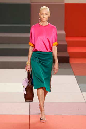 MILAN, ITALY - SEPTEMBER 24: A model walks the runway at the Fendi fashion show during the Milan Womenswear Spring/Summer 2026 on September 24, 2025 in Milan, Italy. (Photo by Estrop/Getty Images)