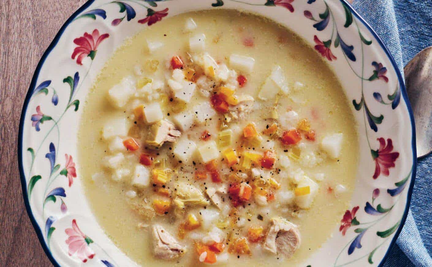 A bowl of avgolemono.