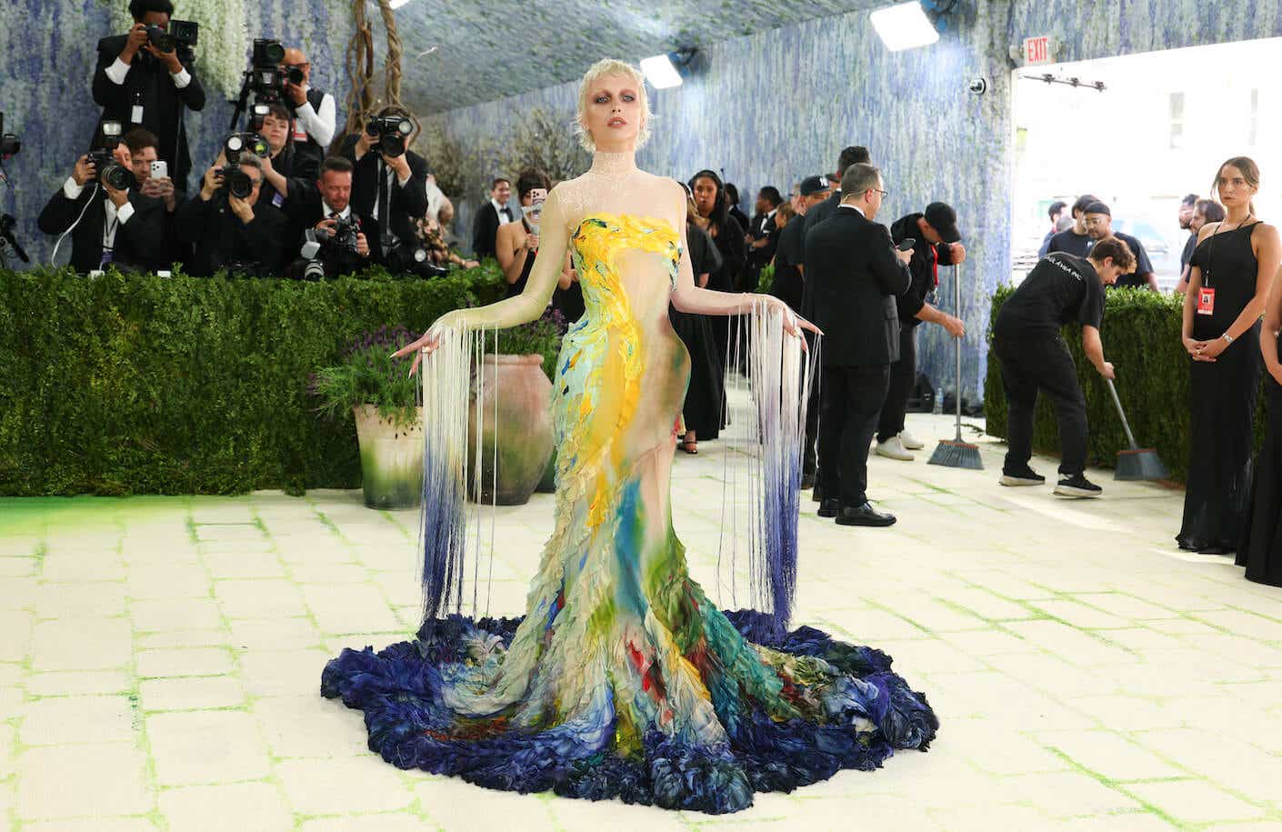 Emma Chamberlain in a colorful gown at the met gala 2026 red carpet