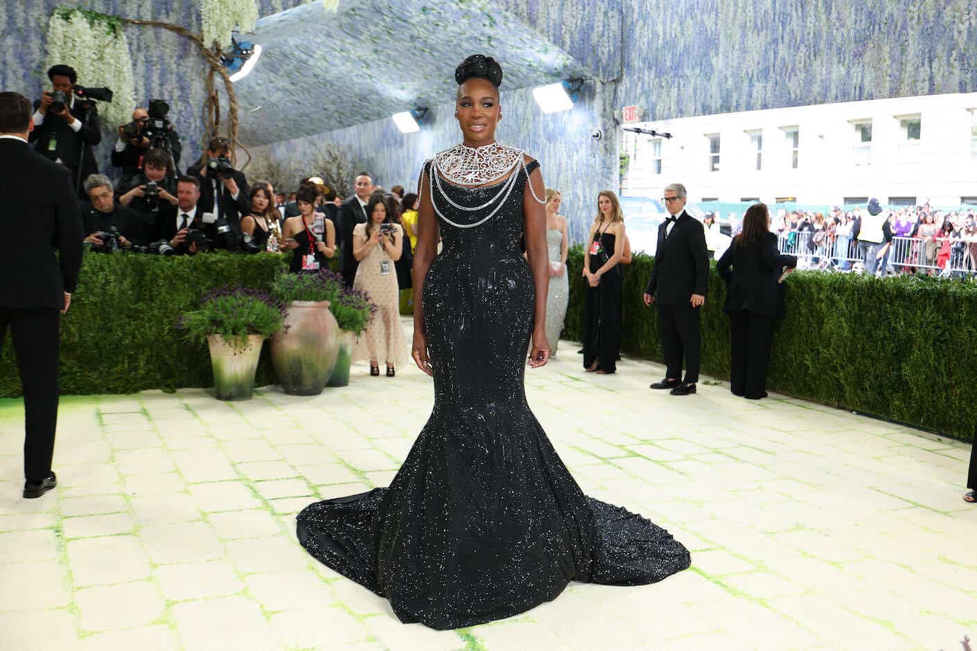venus williams in a black gown at the 2026 met gala