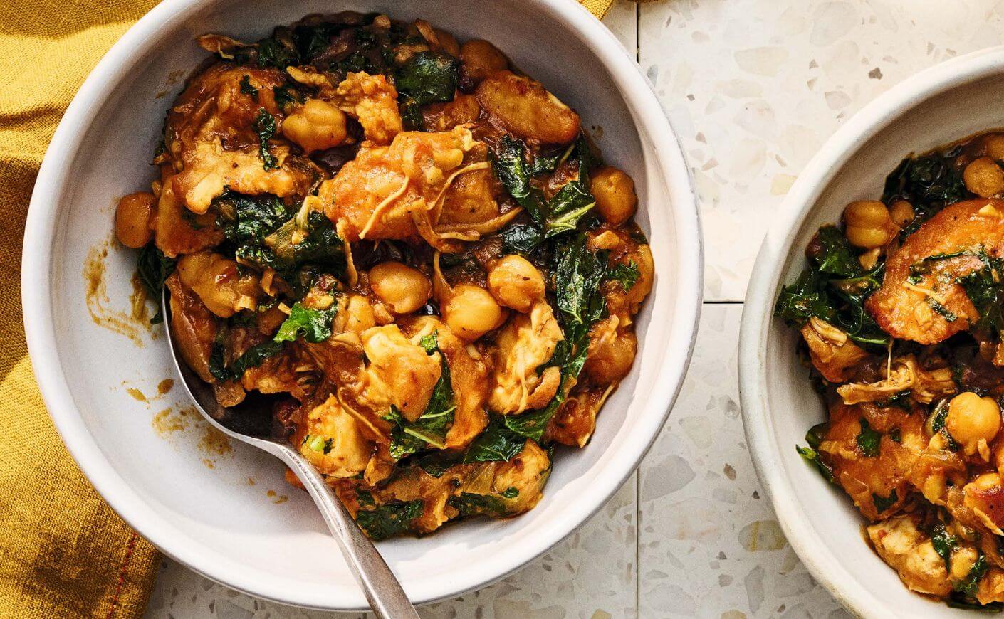 A bowl of braised chicken.