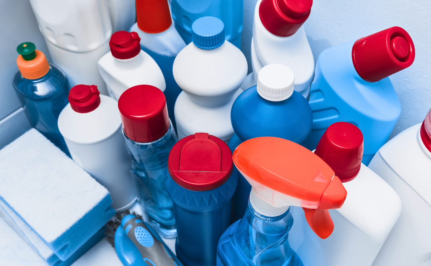 spray bottles of cleaner